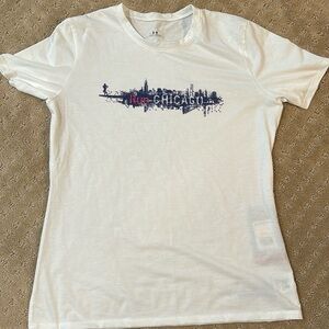 NWT Under Armour Chicago running T shirt